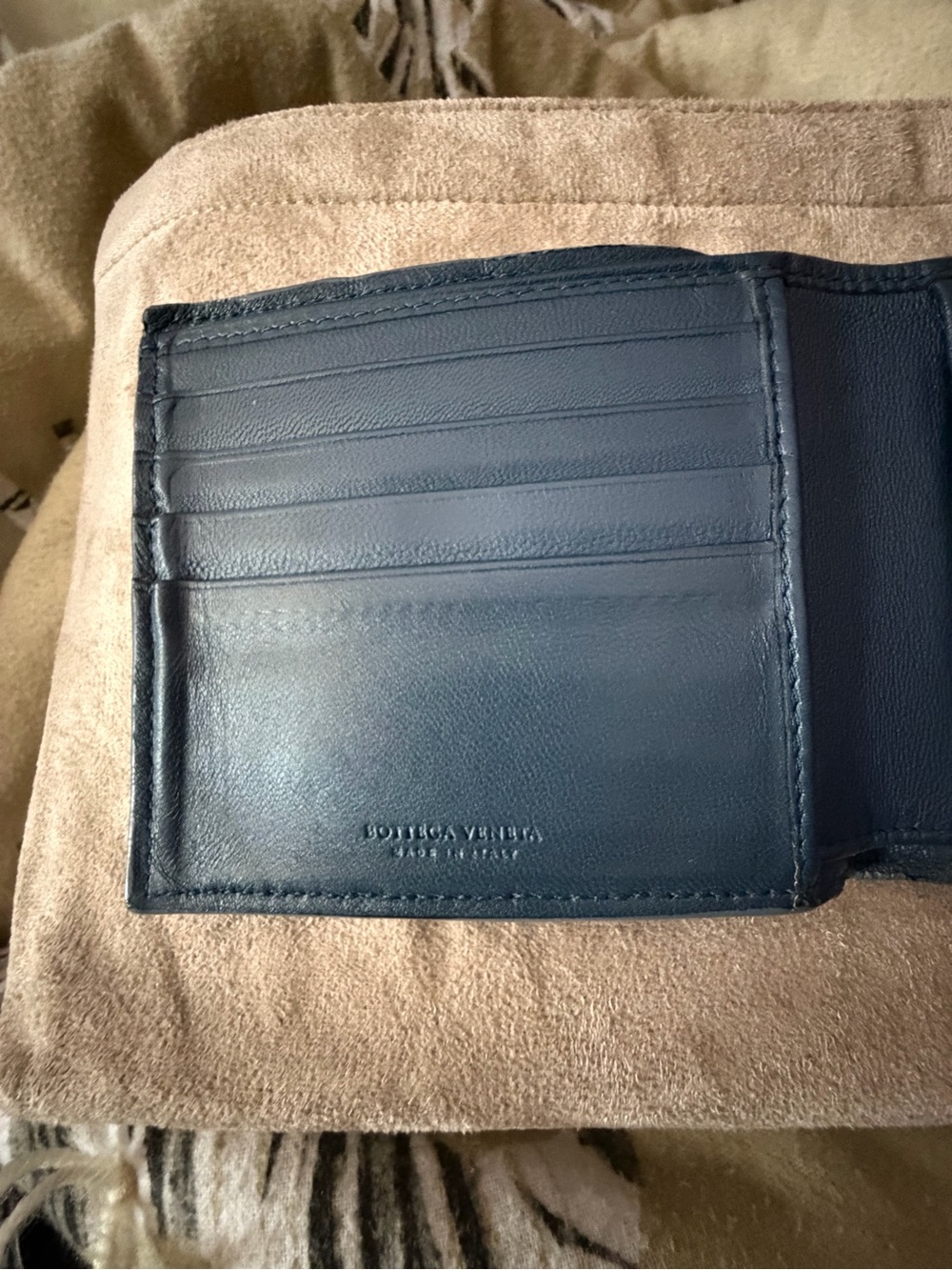 Bottega Veneta Black & Navy Blue Intrecciato Leather Bi-Fold Wallet, Classy! - Picture 5 of 16